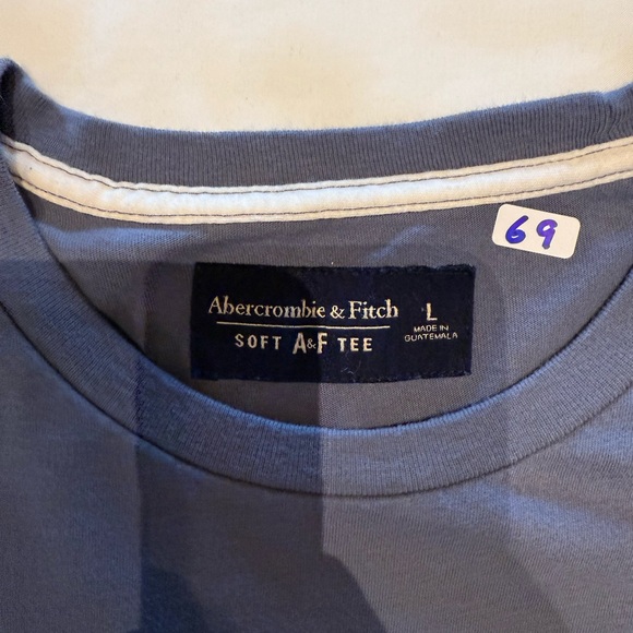 Abercrombie and Fitch, large blue T-shirt - Picture 3 of 4